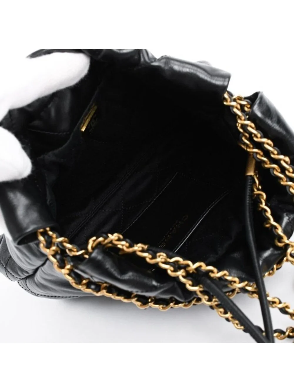 Chanel Shoulder Bag 22 Mini
